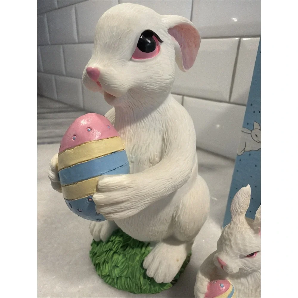 Vintage Cracker Barrel Nesting Bunnies Easter